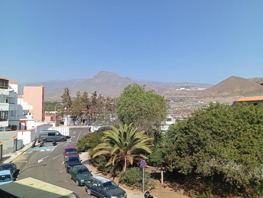 Muy Bonito Piso En Los Cristianos Centro Екстер'єр фото